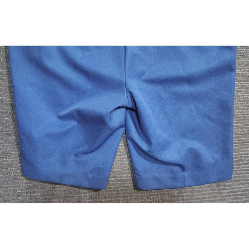 IZOD Golf Womens Blue Performance Chino Shorts Size 8 Mesh Lined Activewear - Picture 12 of 12